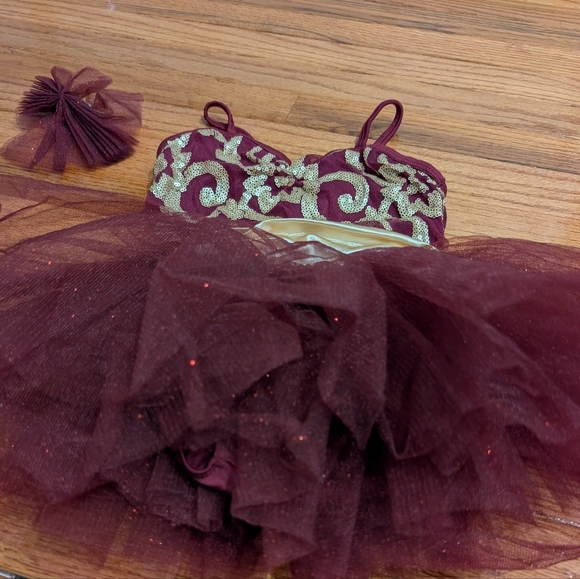 Weissman Burgundy & Gold Dance Costume - Picture 5 of 5